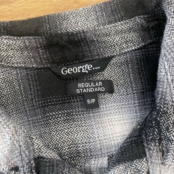 George Flannel - Picture 2 of 6